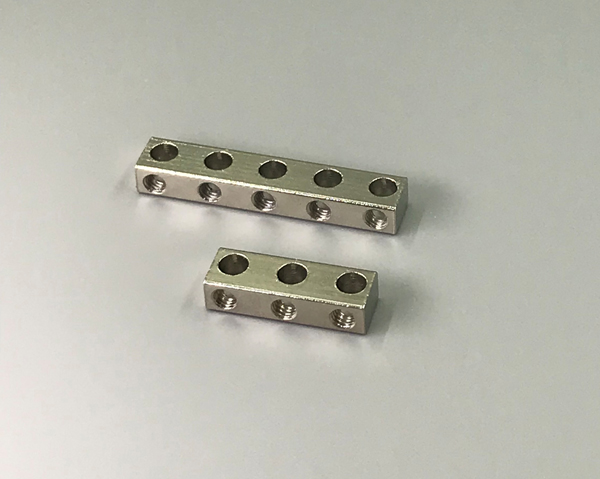 接线铜柱自动加工机产品图片4s.jpg